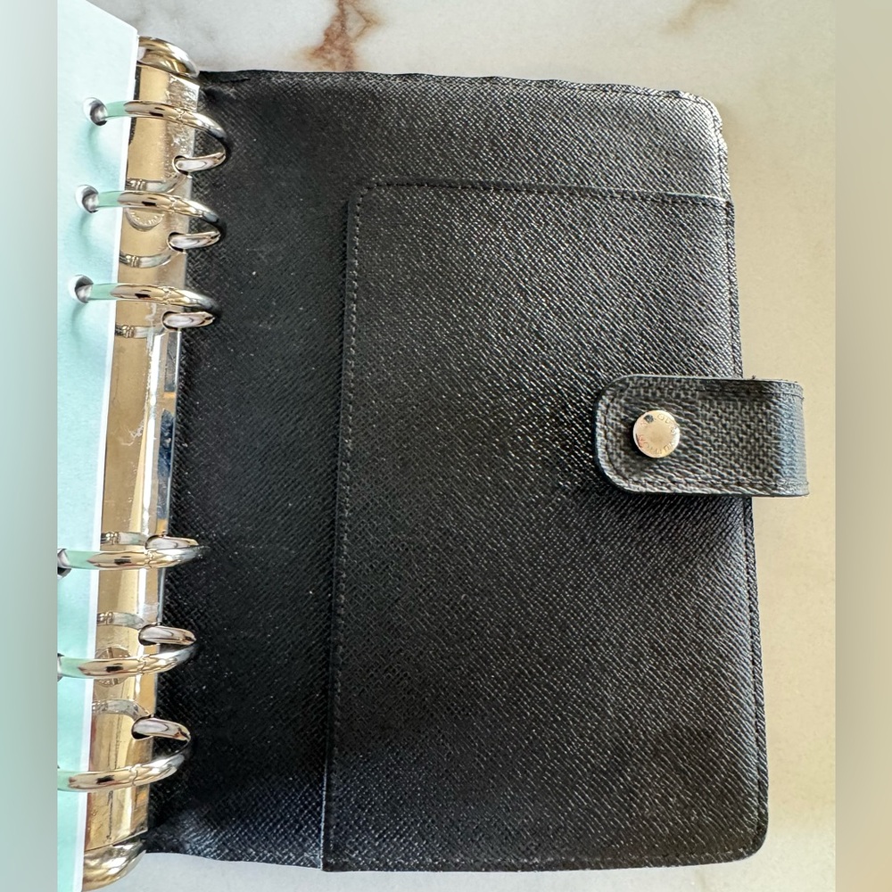 Louis Vuitton Medium Ring Agenda - Picture 5 of 15